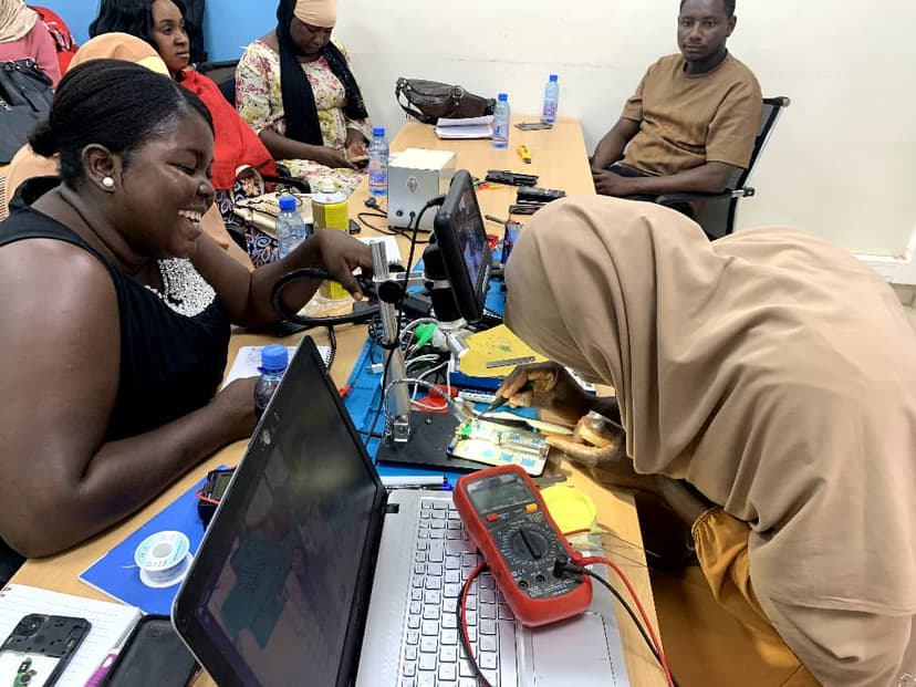 Atelier de micro-soudure